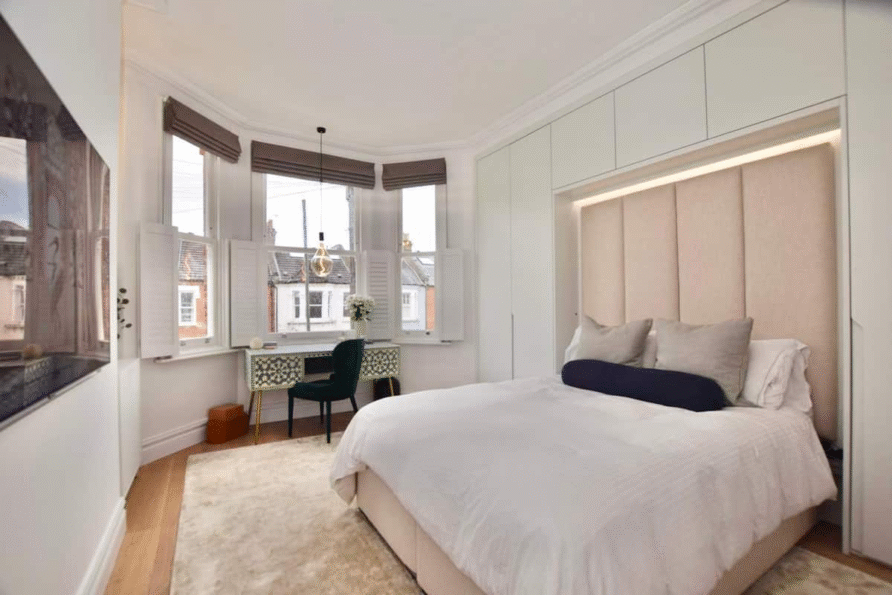 Studio flat in heart of Balham