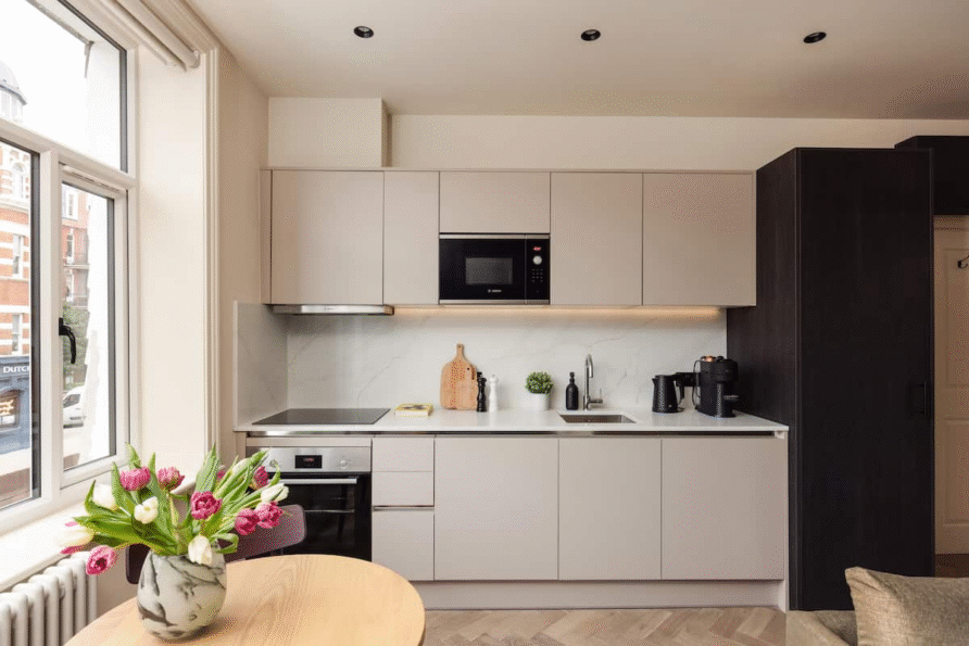 FiveM West Hampstead – Mezzanine Studio