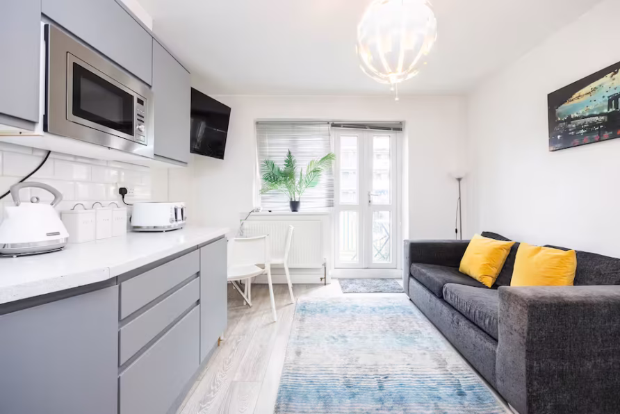 Modern 3-Bed Getaway in London Shoreditch
