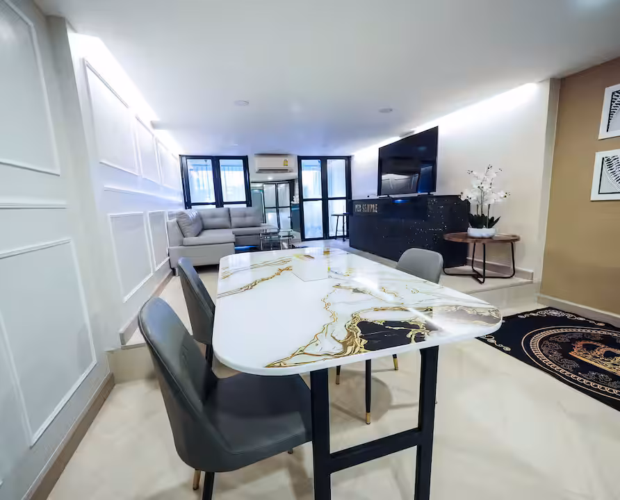Luxurious home at heart